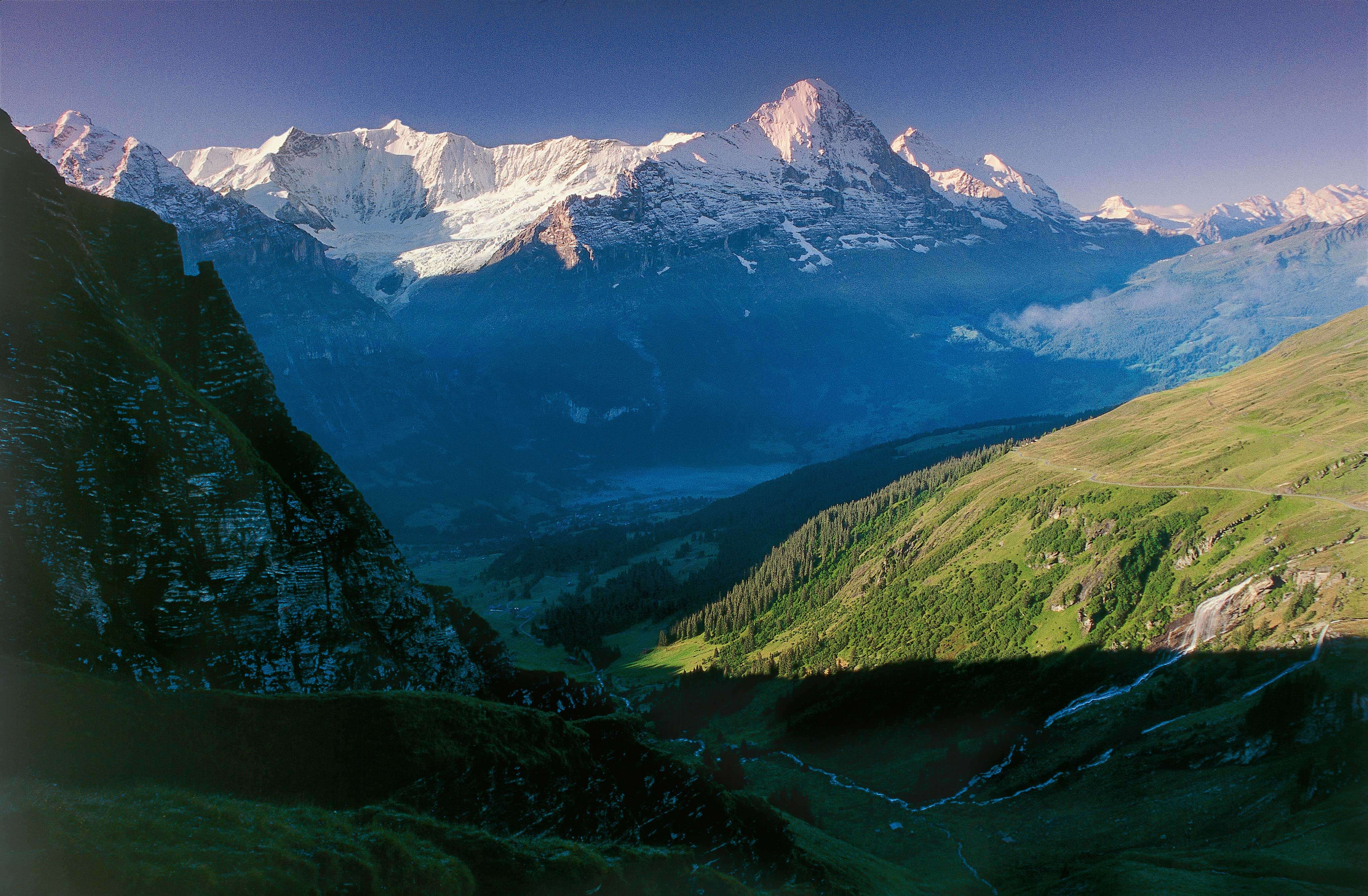 swiss alps guided hiking tours