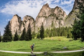Hiking among the Dolomites