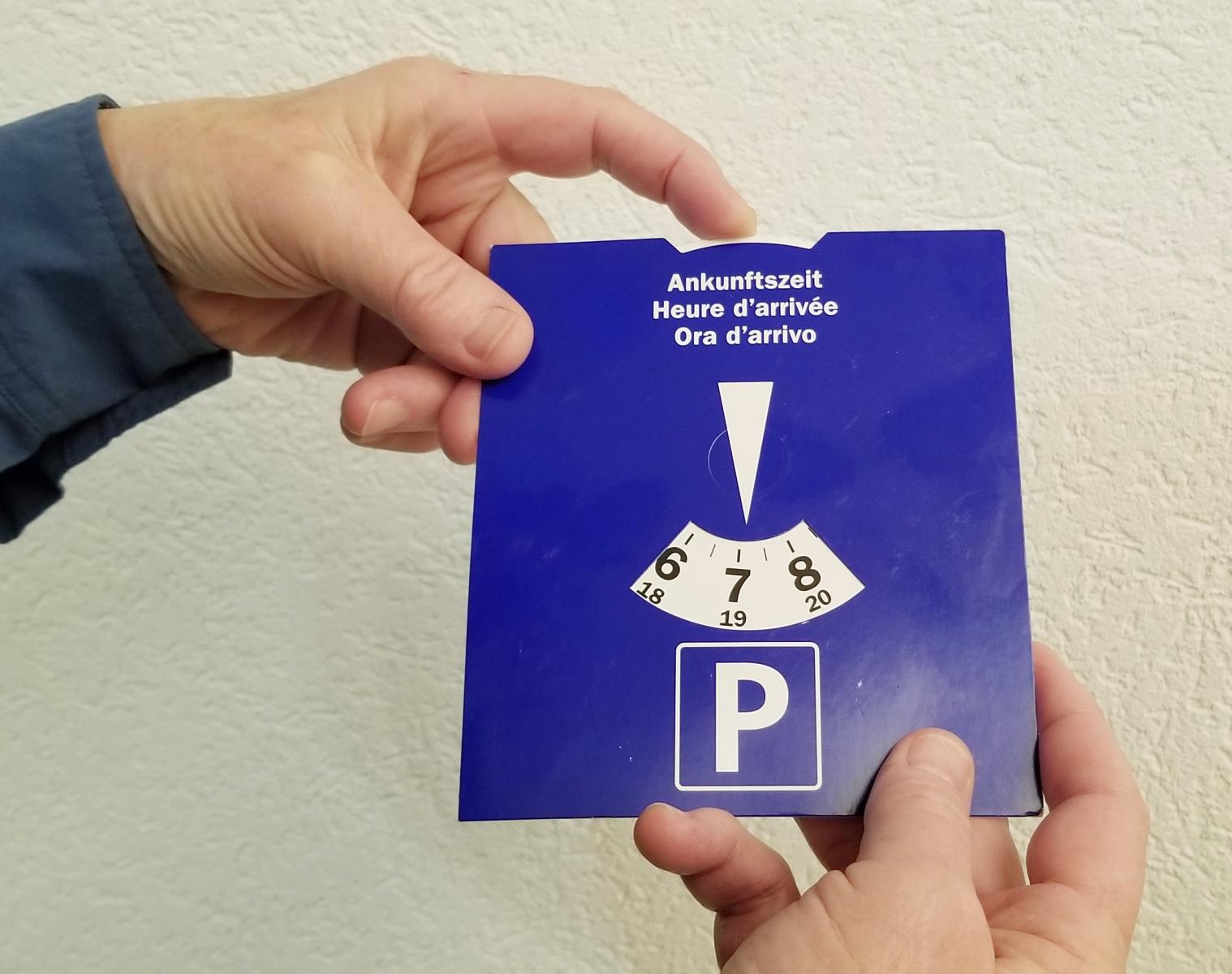 Swiss parking time indicator